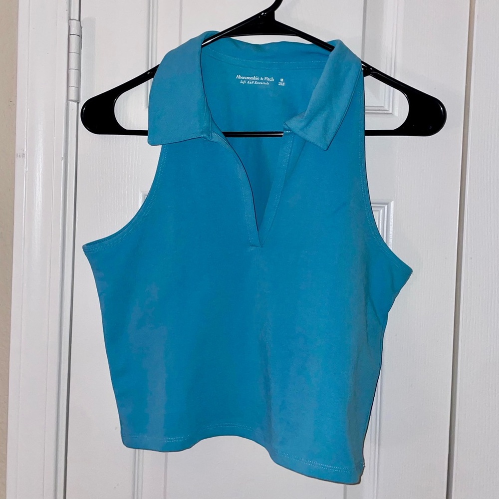 Abercrombie & Fitch Collared Cropped Tank